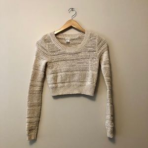 72% cotton unique H&M long- sleeved crop top